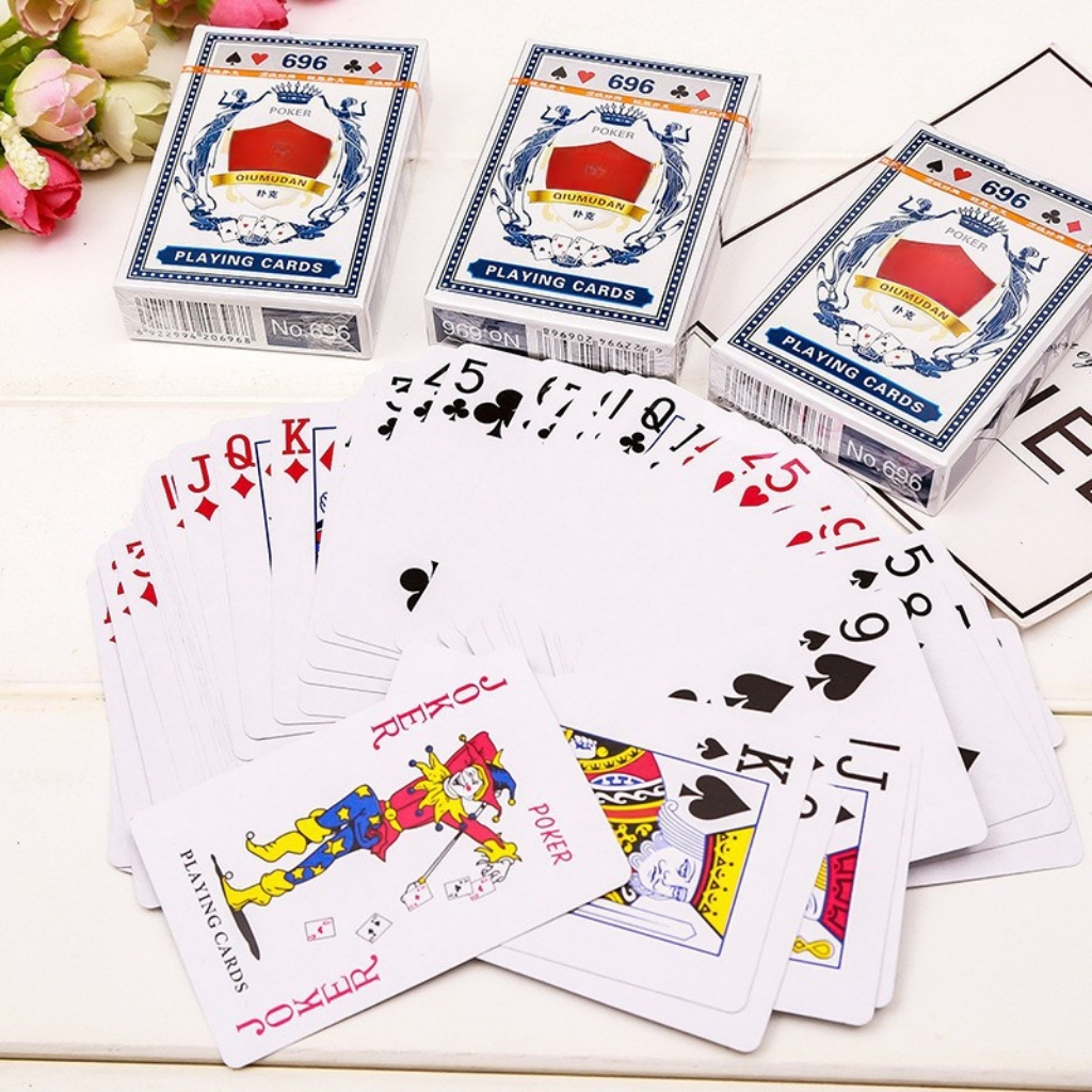 Paper poker cards, table games - Party Games Simple のレビューと価格
