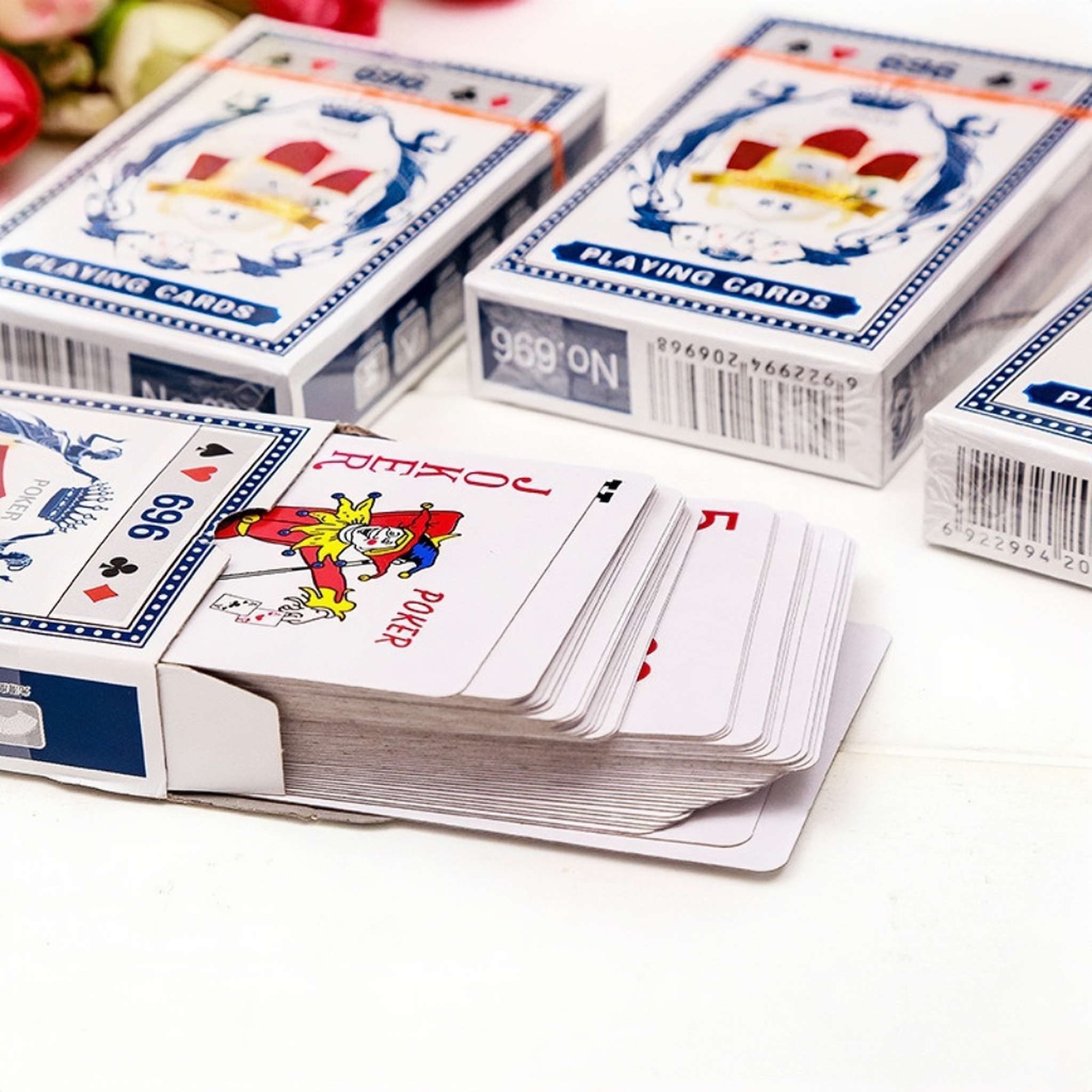 Paper poker cards, table games - Party Games Simple のレビューと価格