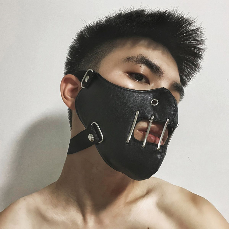 Men Locomotive Masquerade Mask - Party Games Simple のレビューと価格
