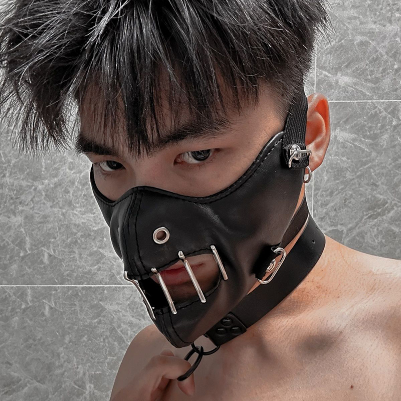 Men Locomotive Masquerade Mask - Party Games Simple のレビューと価格