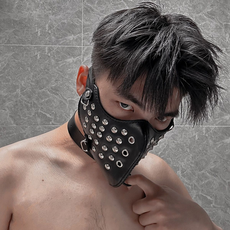 Men Locomotive Masquerade Mask - Party Games Simple のレビューと価格