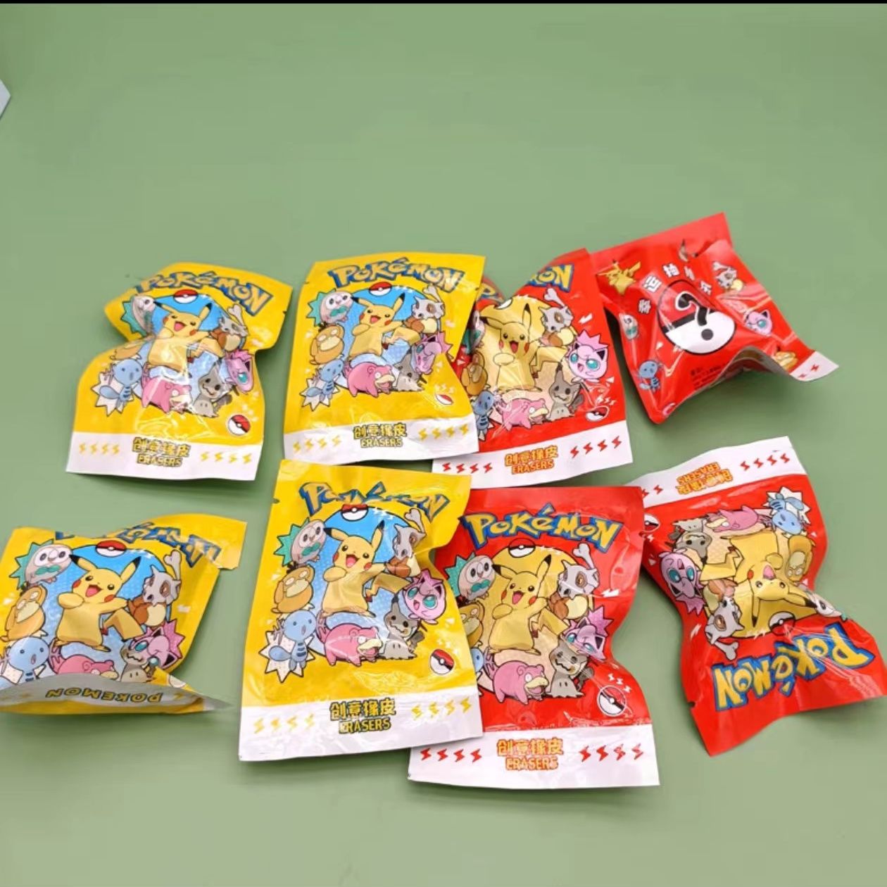 Pokemon Blind Bag Eraser Surpr - Party Games Box のレビューと価格
